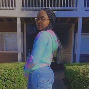 Meet your Posher, Asia